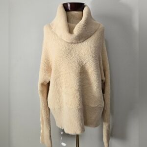 BAILEY/44 New With Tags Soft Textured Cream Sweater. Size XL